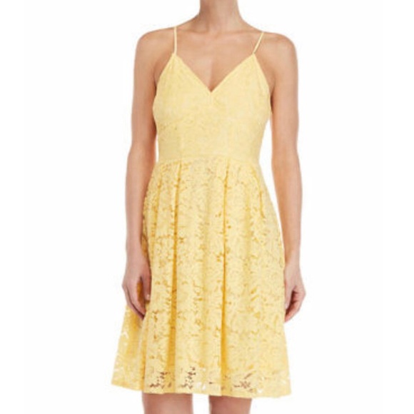 Yellow lace dress never worn! - Picture 2 of 3